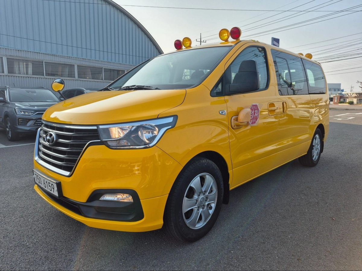 HYUNDAI STAREX GRAND