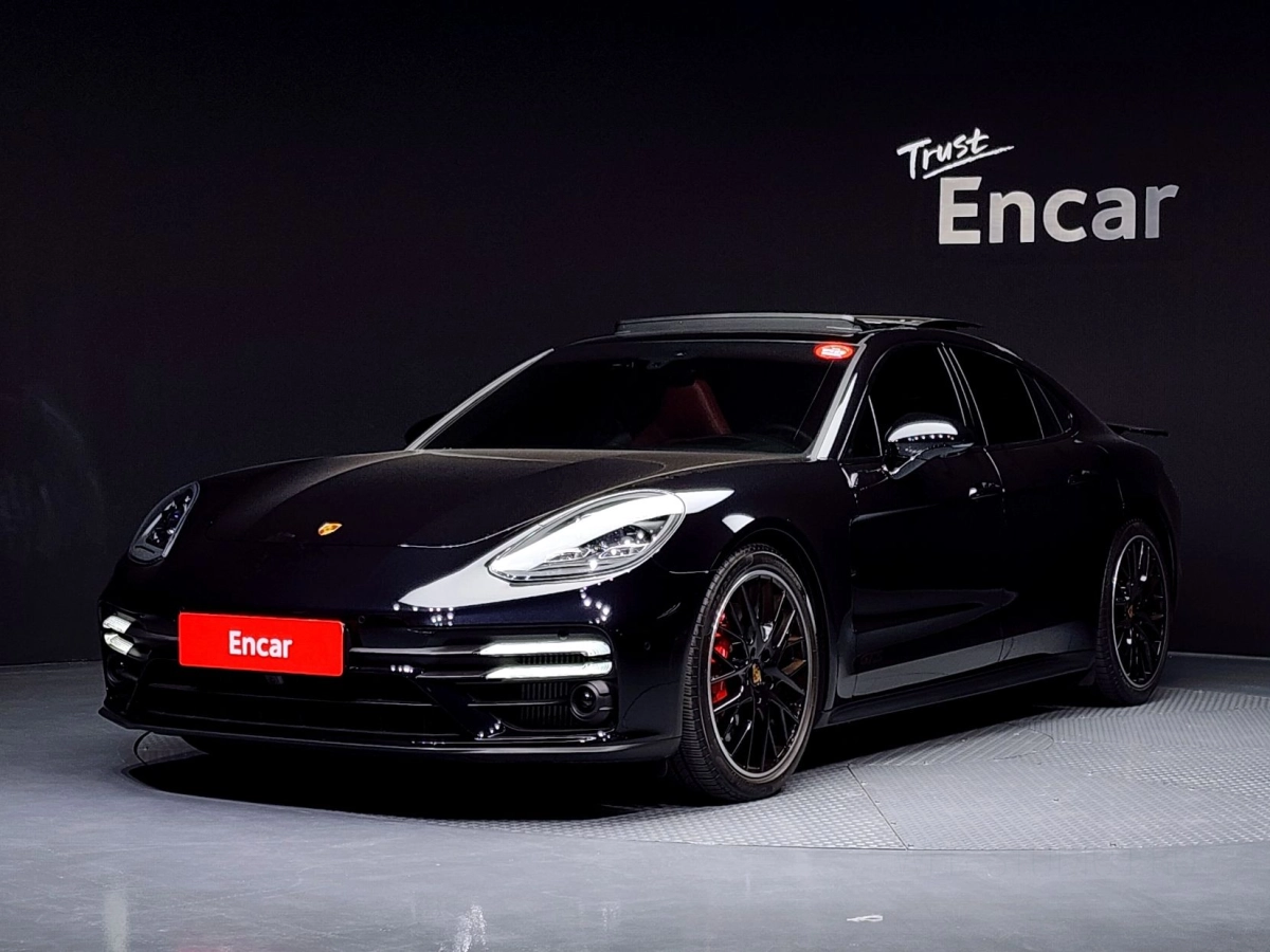 PORSCHE PANAMERA 971