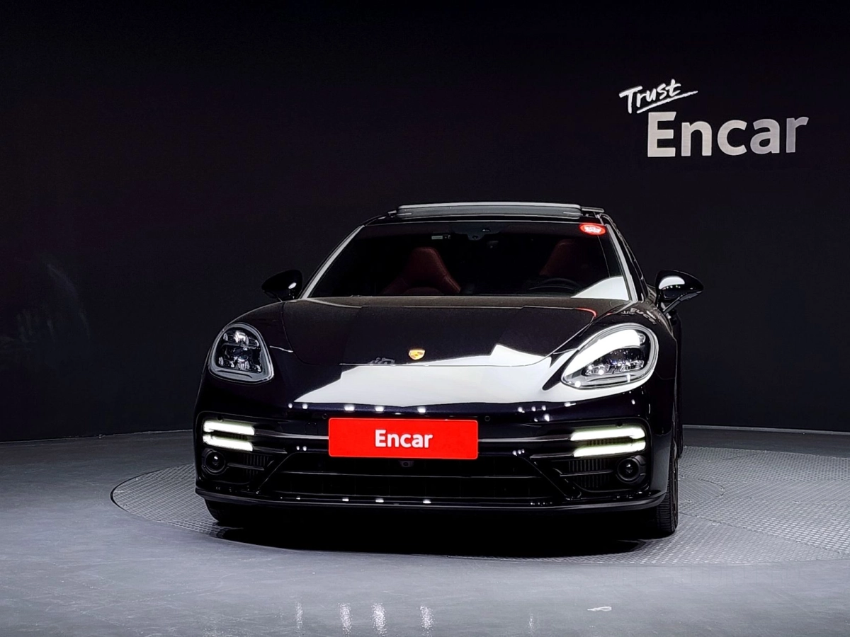 PORSCHE PANAMERA 971