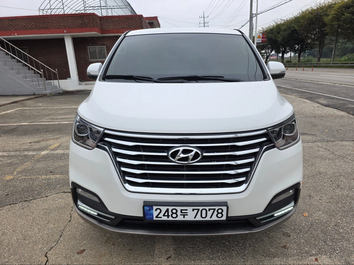 HYUNDAI STAREX GRAND 2020