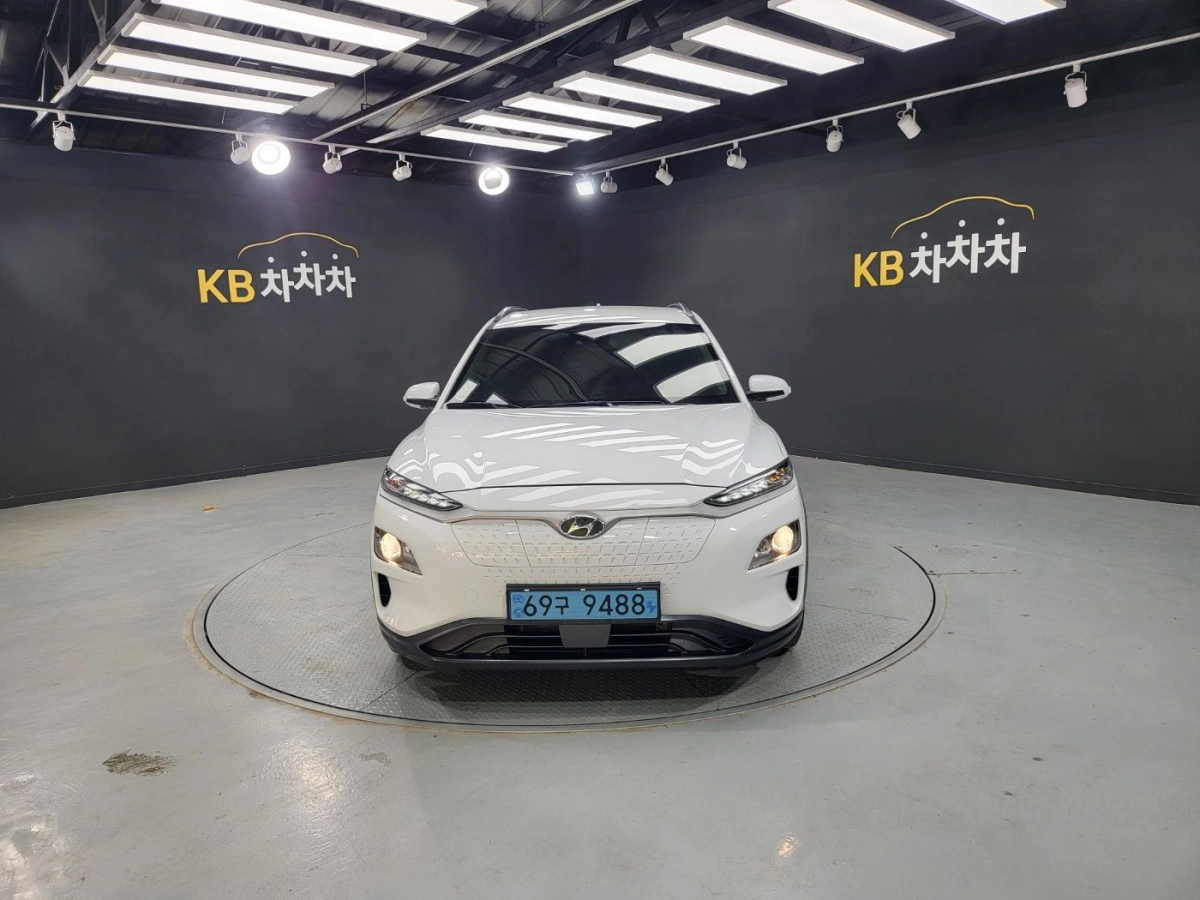 HYUNDAI KONA ELECTRIC