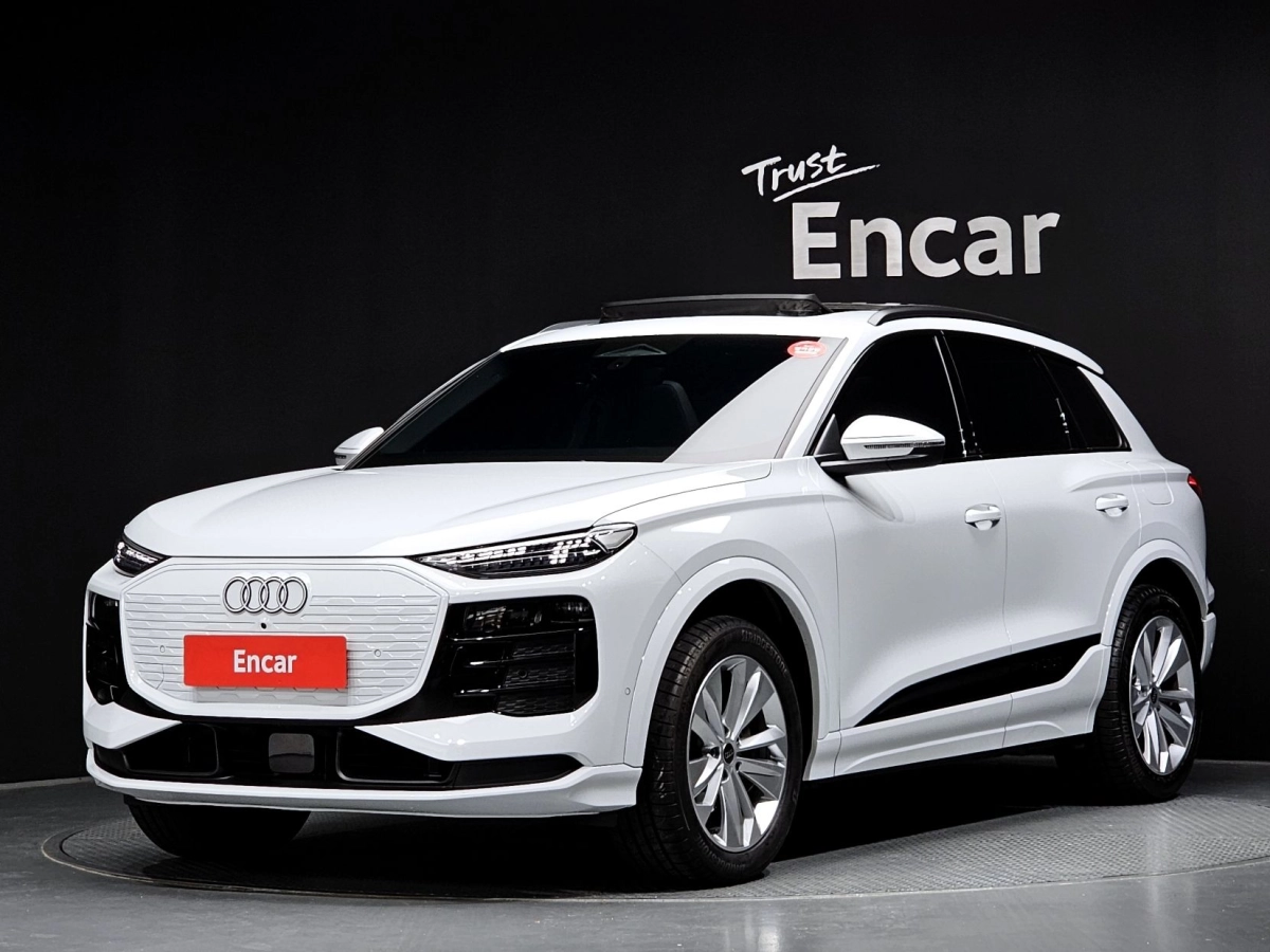 AUDI Q6 E-TRON GF  2025