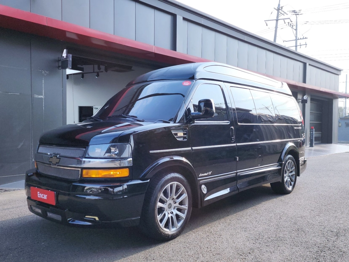 CHEVROLET EXPRESS VAN