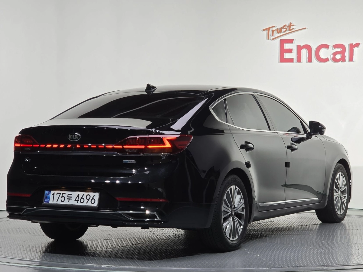 KIA K7 PREMIER HYBRID