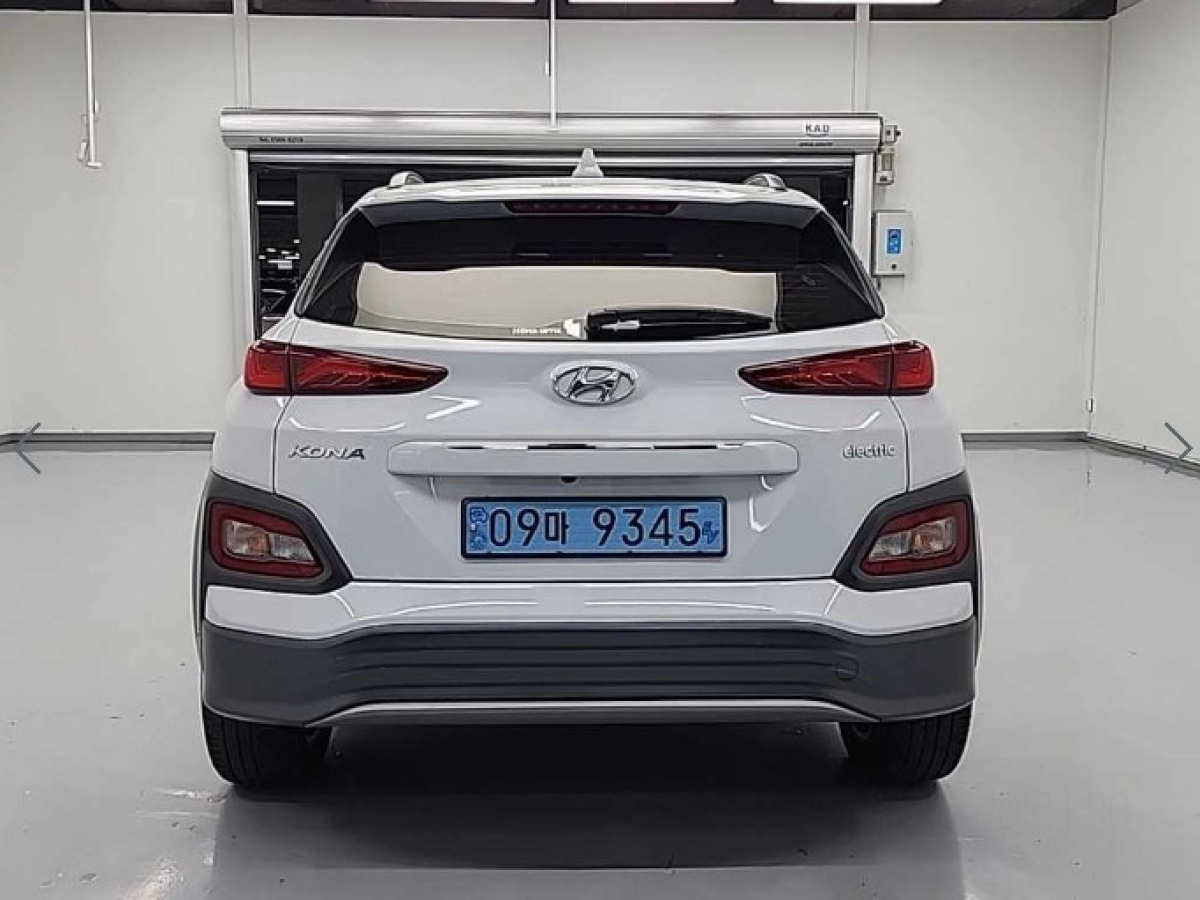 HYUNDAI KONA ELECTRIC