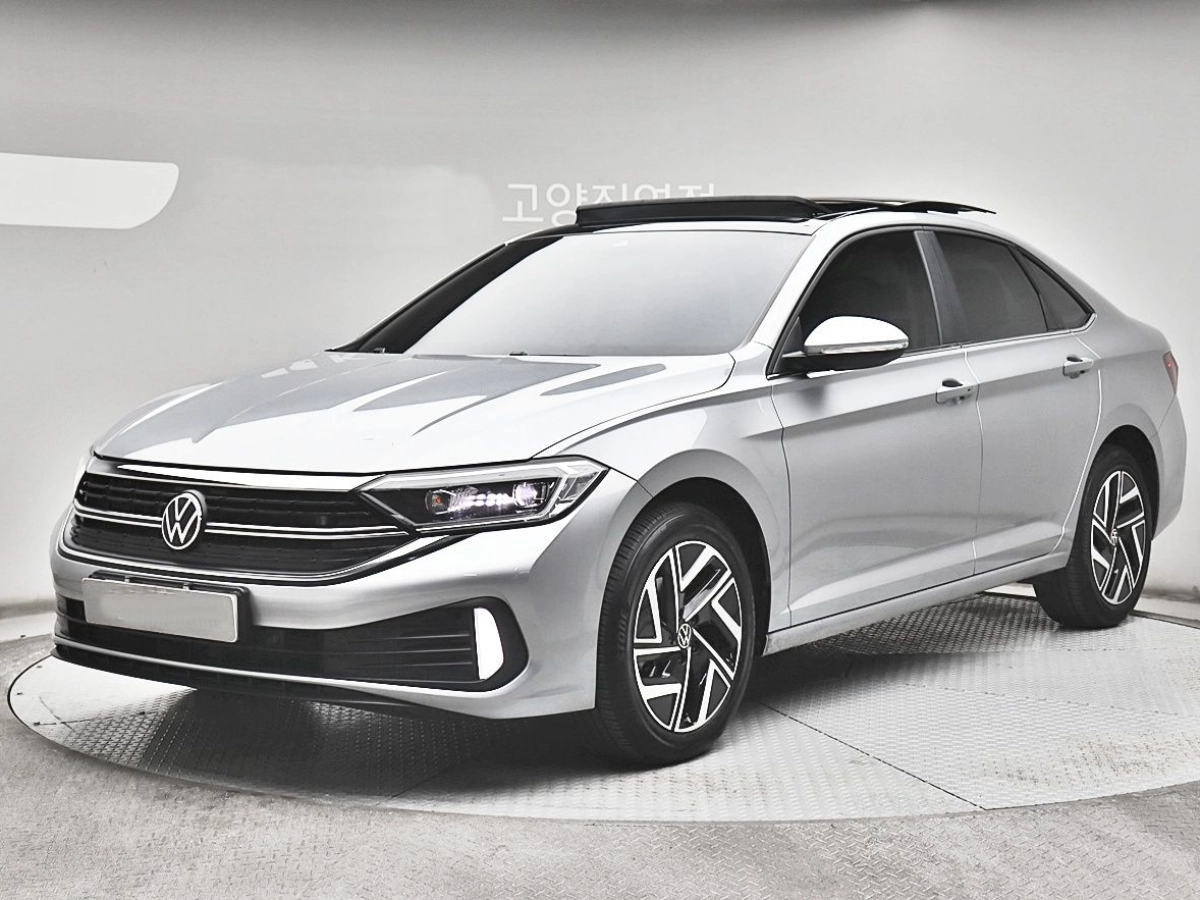 VOLKSWAGEN JETTA  2024