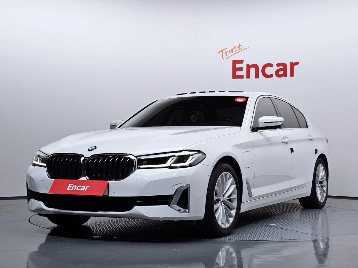 BMW 5-SERIES G30 2020