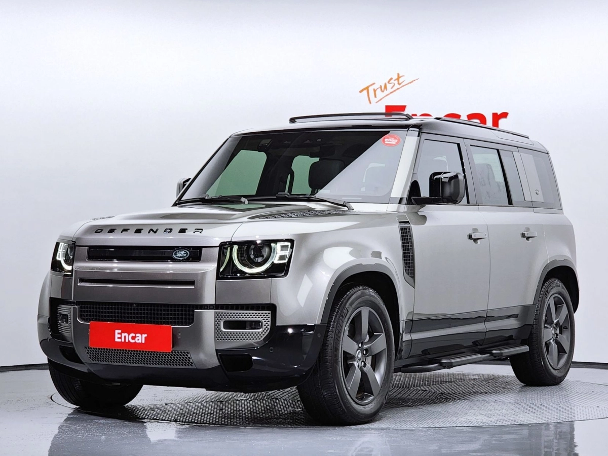 LAND ROVER DEFENDER L663 2024