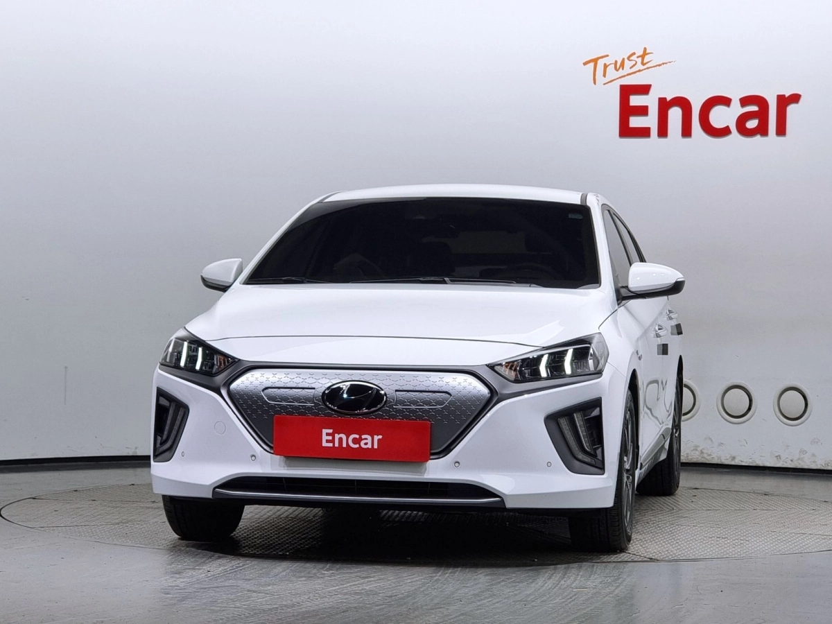 HYUNDAI IONIQ ELECTRIC