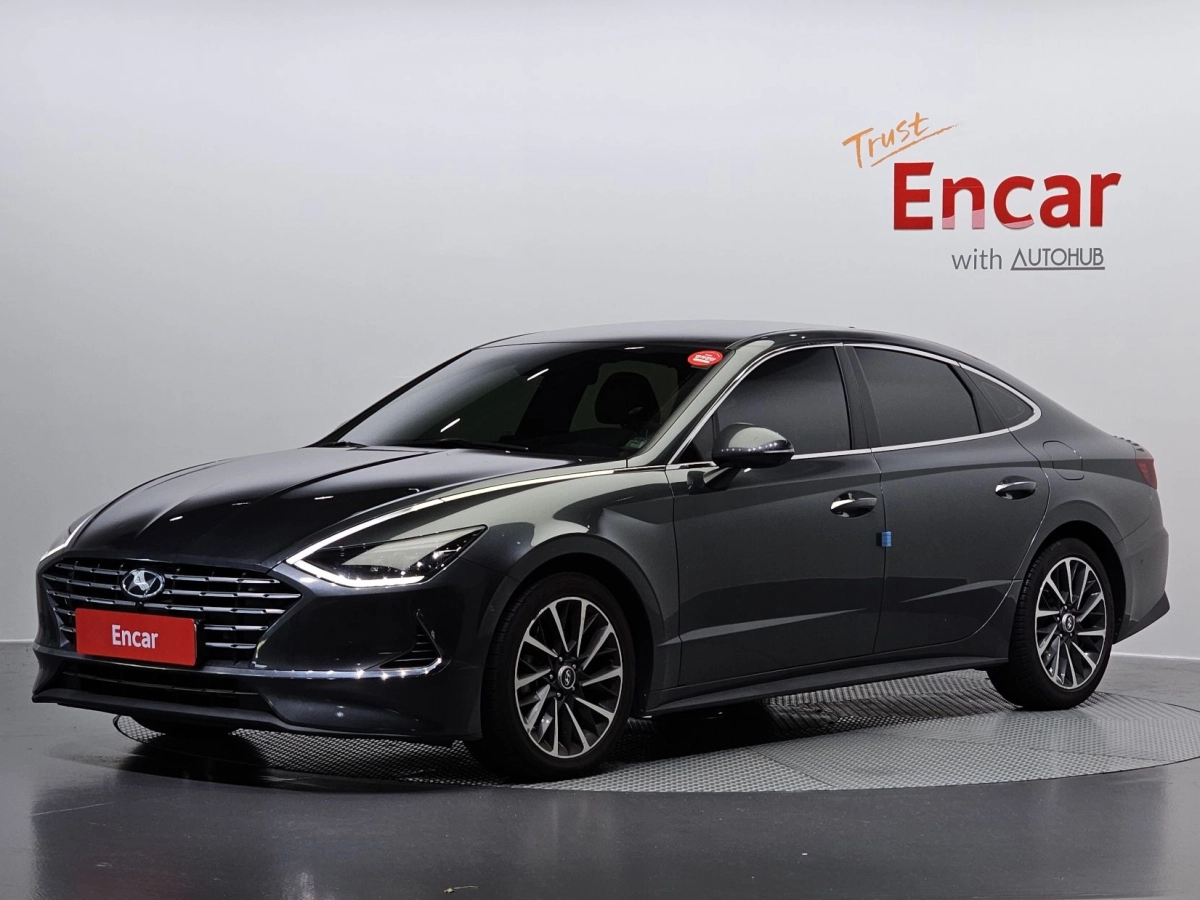 HYUNDAI SONATA HYBRID DN8