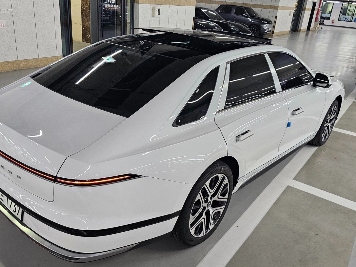 HYUNDAI GRANDEUR GN7