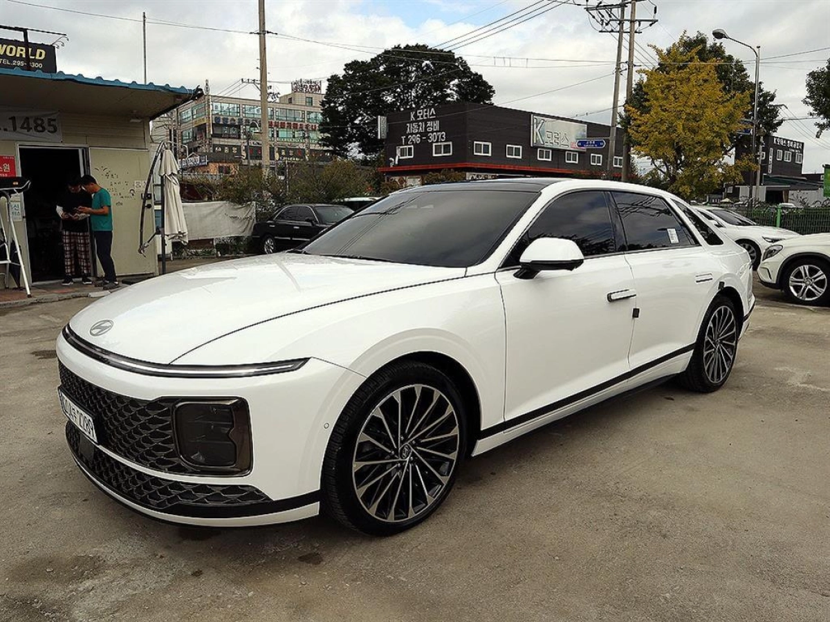 HYUNDAI GRANDEUR GN7