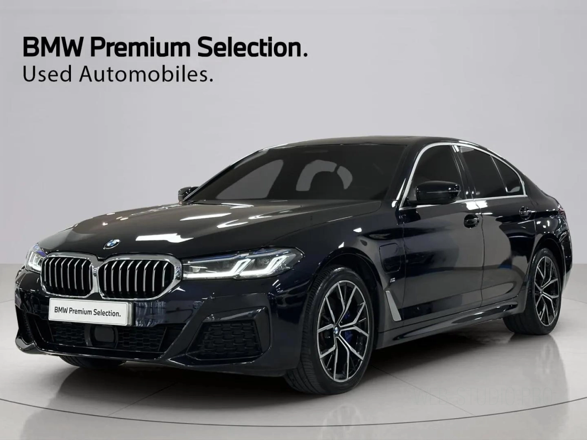 BMW 5-SERIES G30 2021