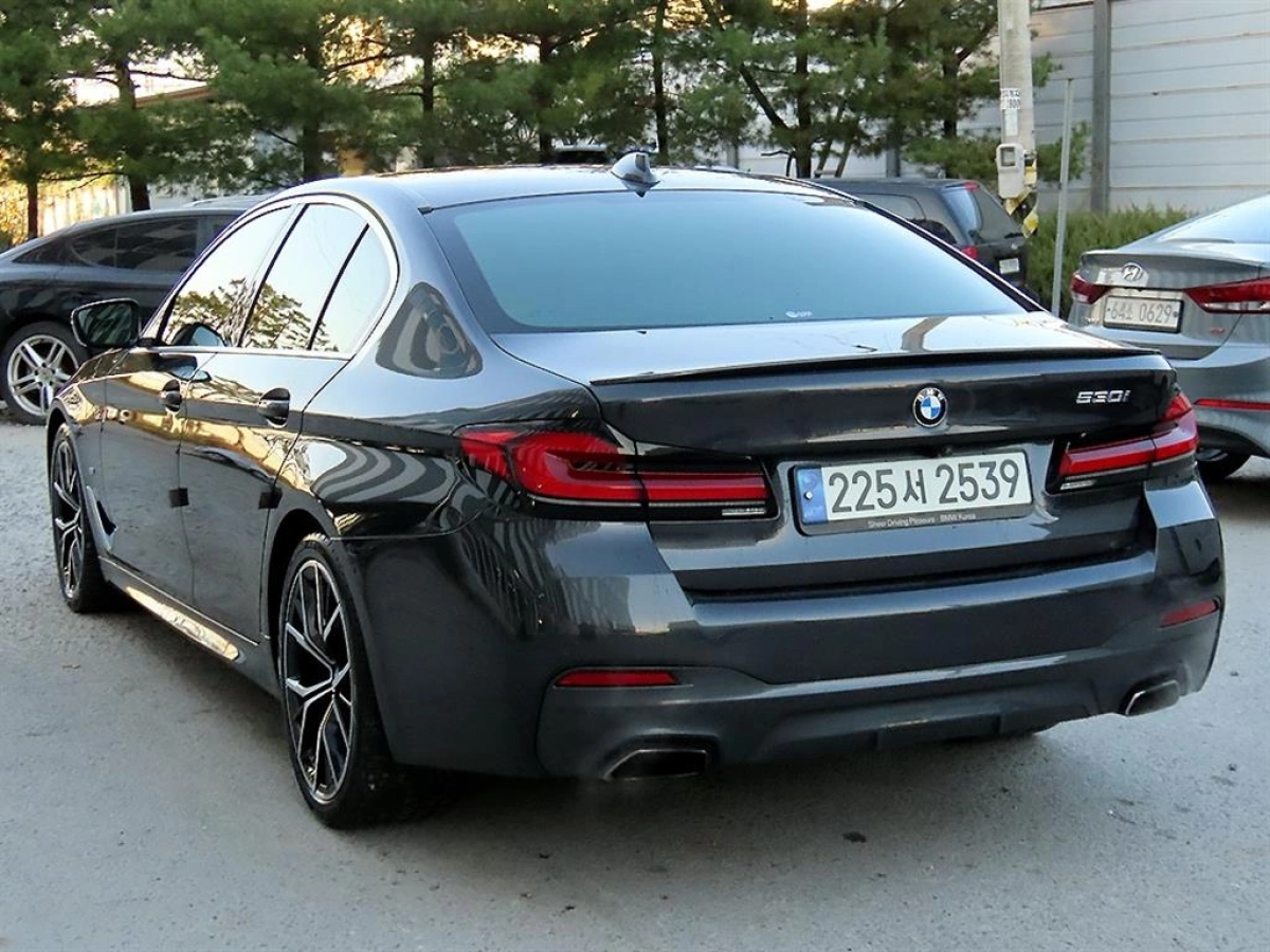 BMW 5-SERIES G30