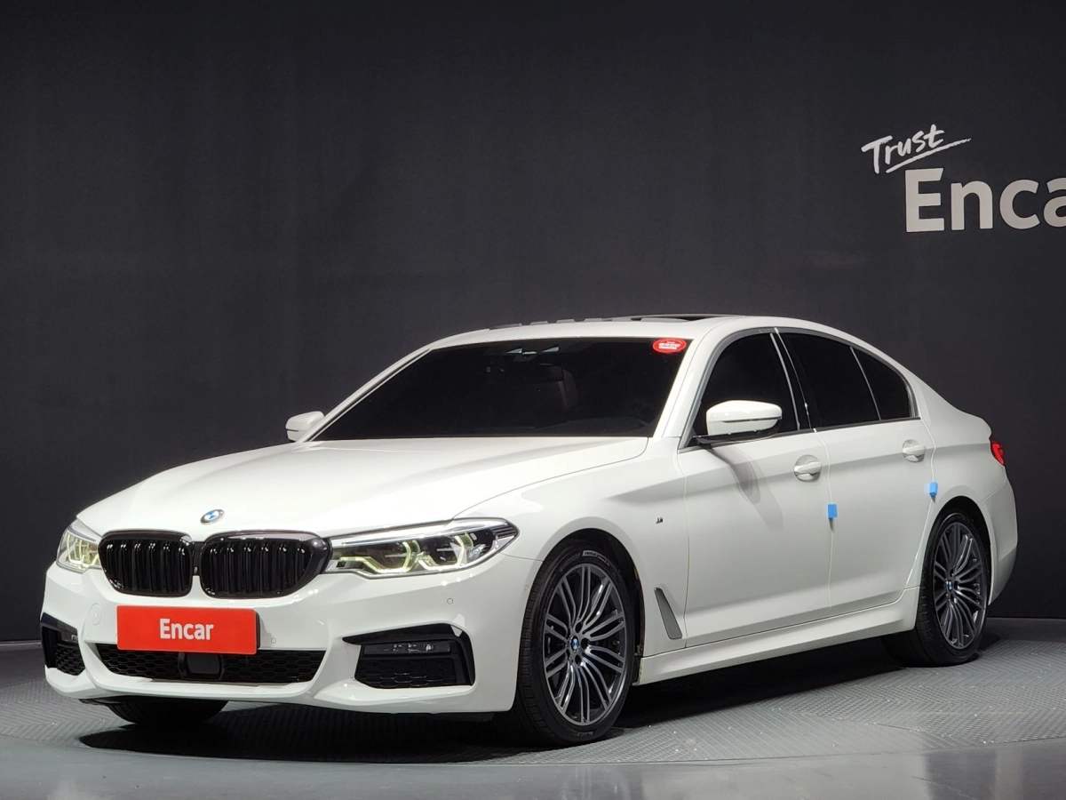 BMW 5-SERIES G30 2020