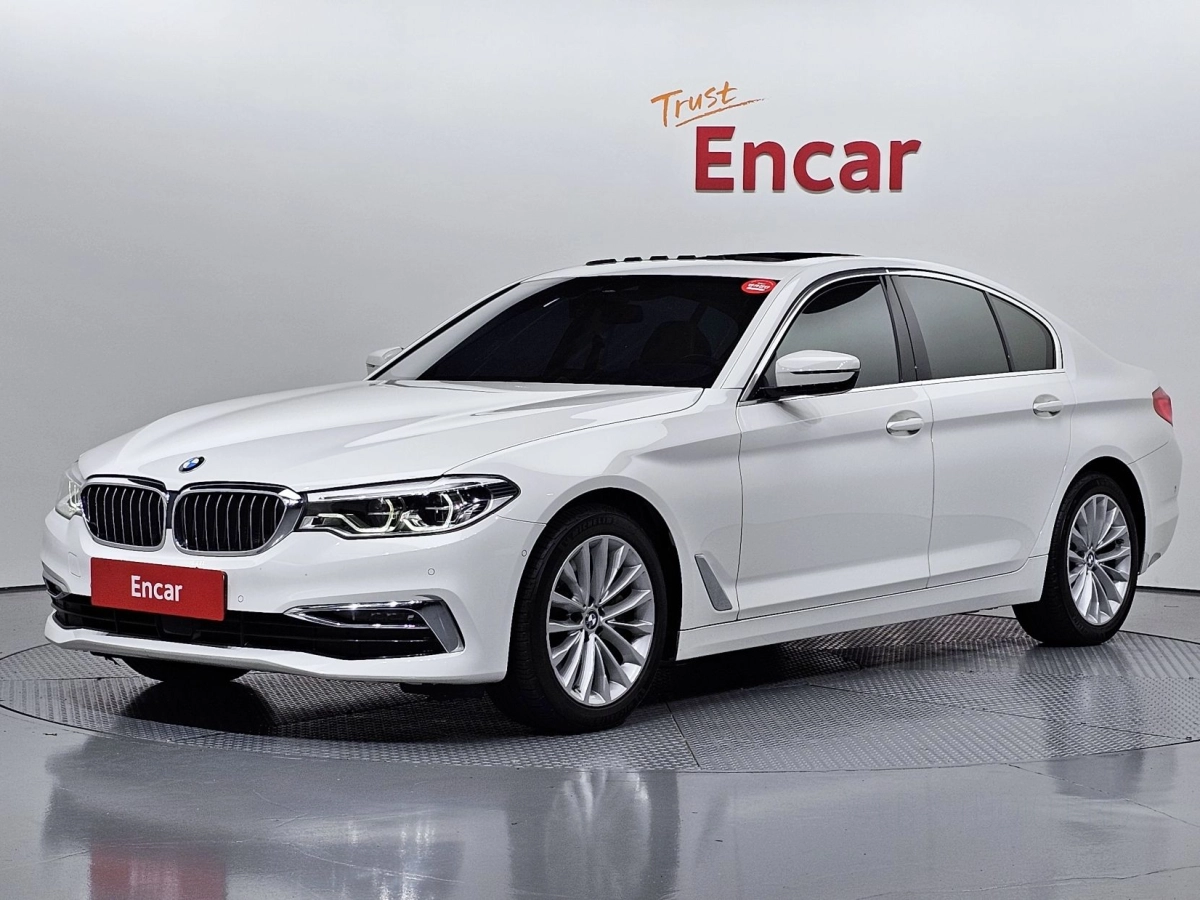 BMW 5-SERIES G30 2020