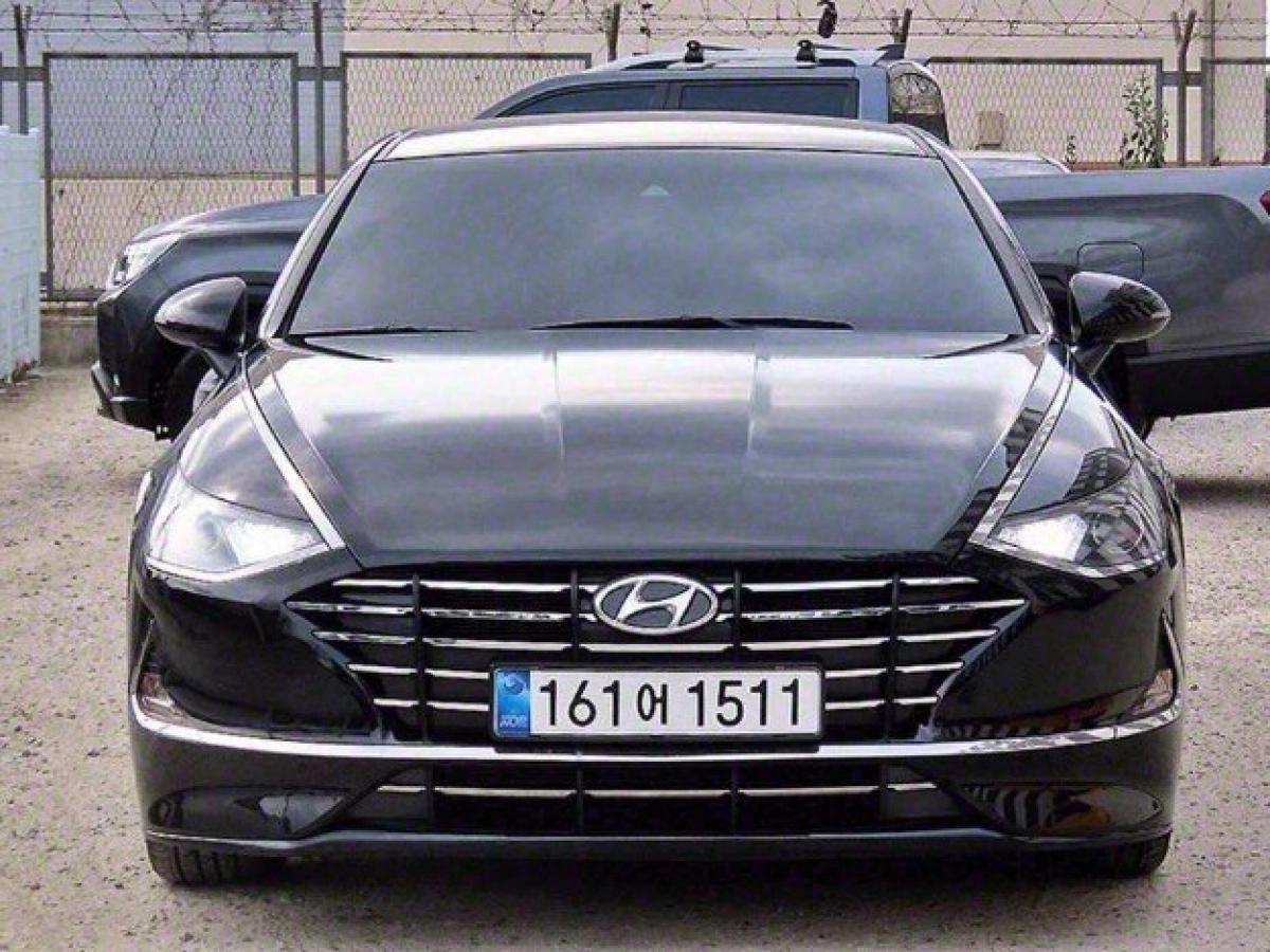 HYUNDAI SONATA DN8
