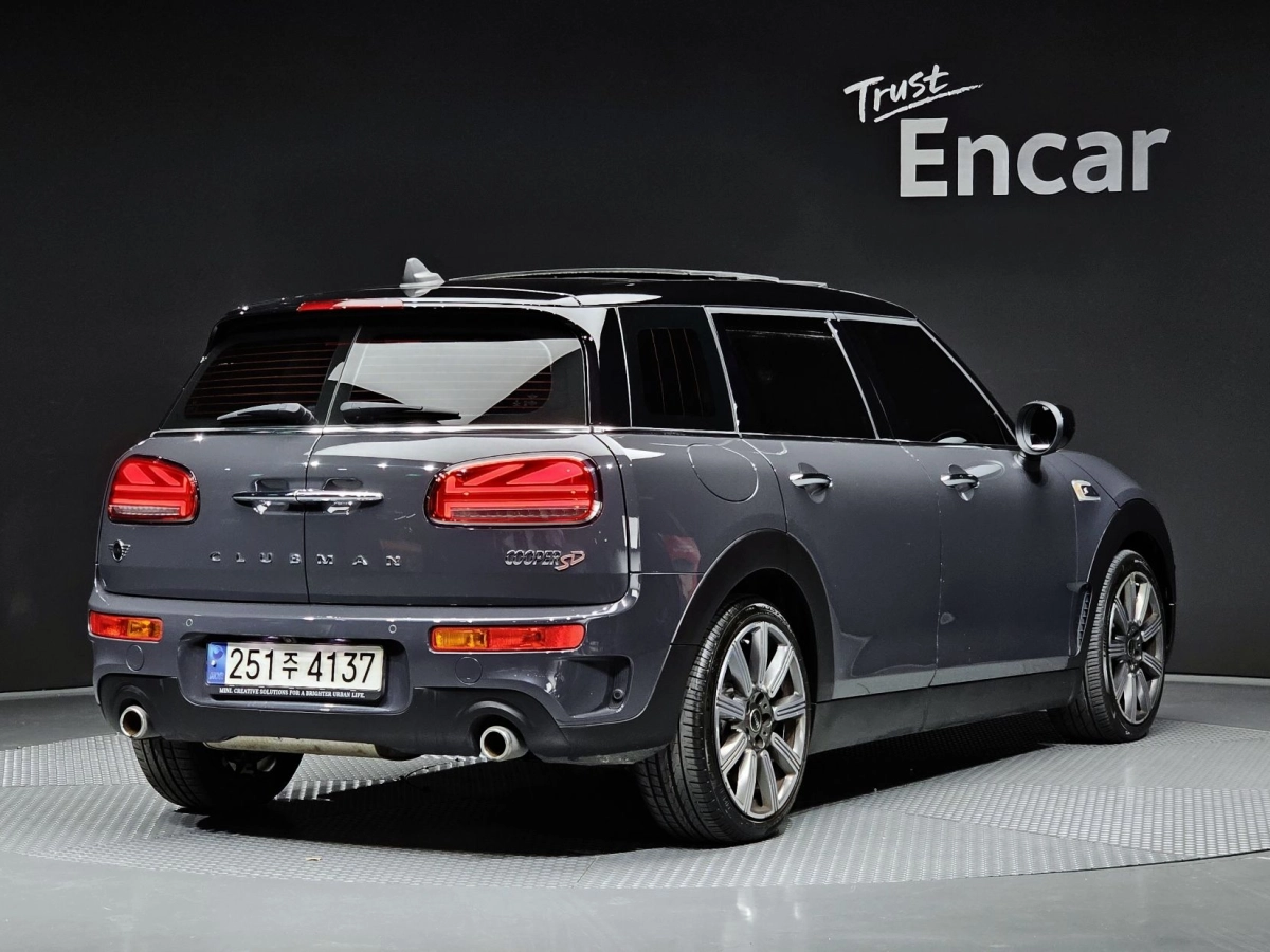MINI CLUBMAN COOPER SD