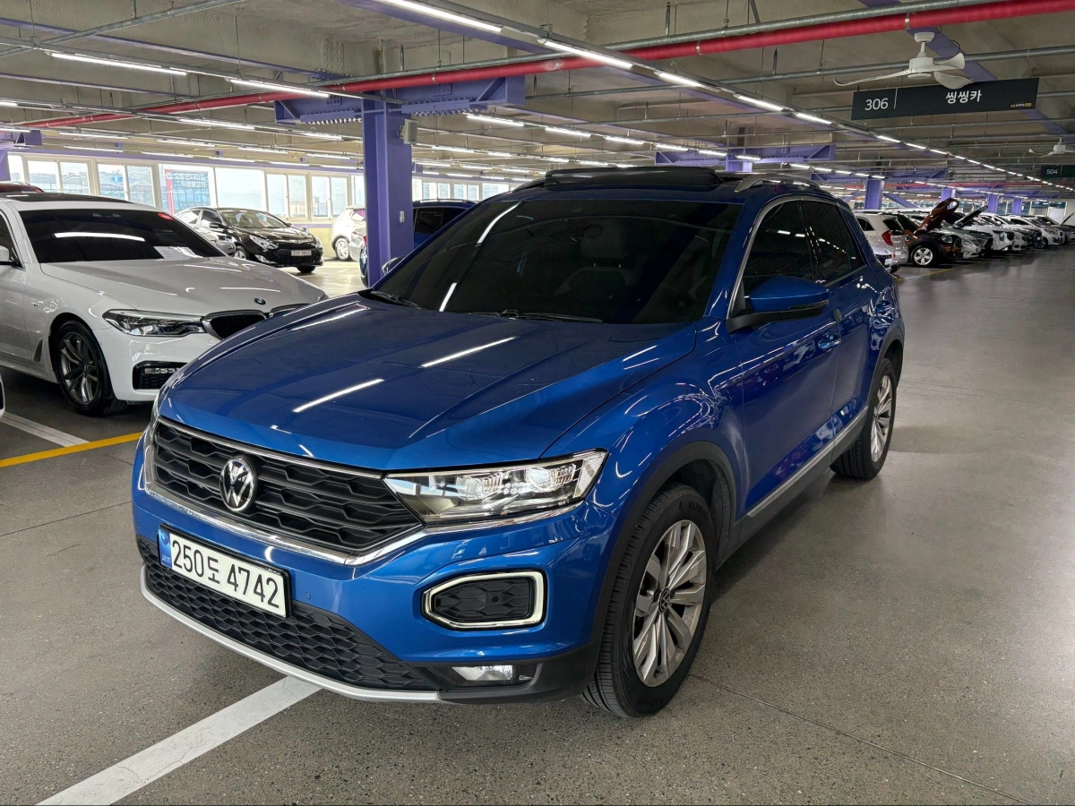 VOLKSWAGEN T-ROC 2021