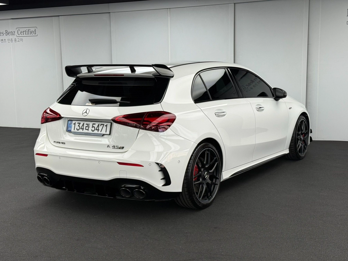 MERCEDES BENZ A-CLASS W177