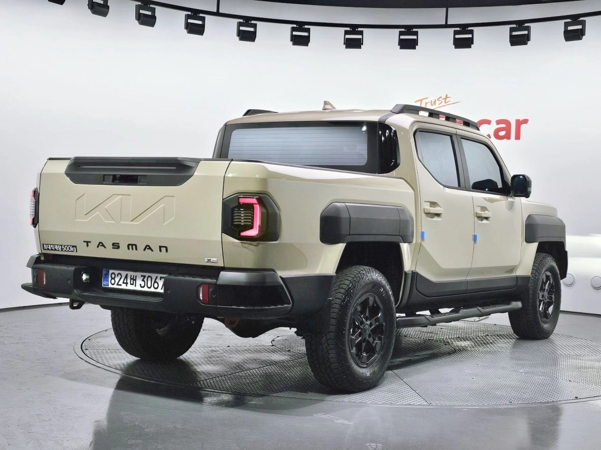 KIA TASMAN