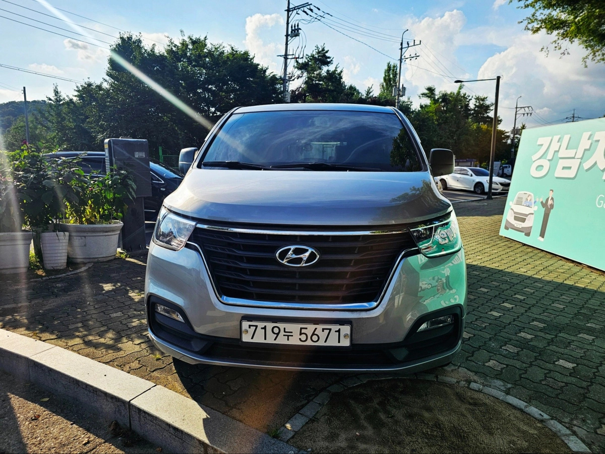 HYUNDAI STAREX GRAND 2020