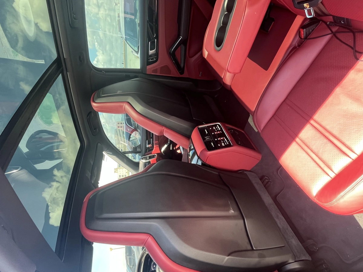 PORSCHE CAYENNE PO536