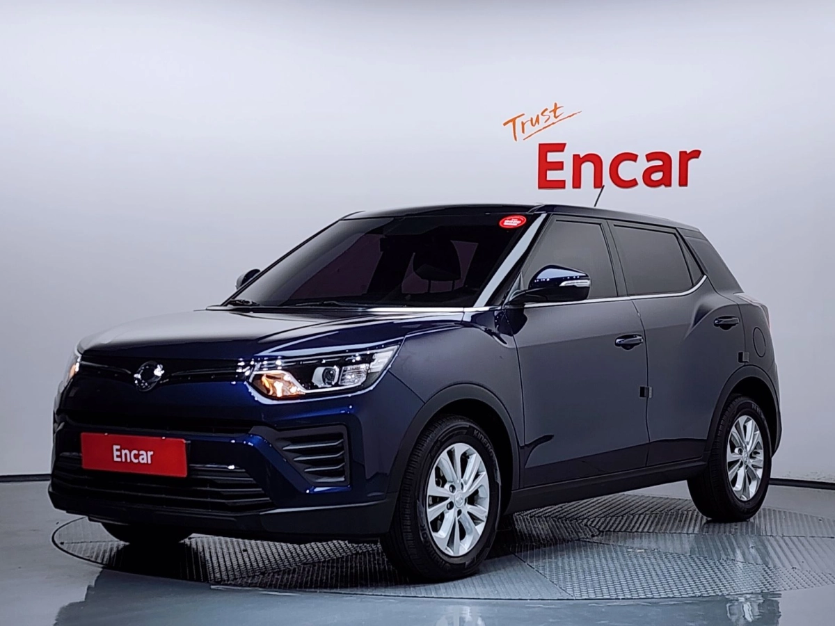 SSANGYONG TIVOLI VERY NEW  2019