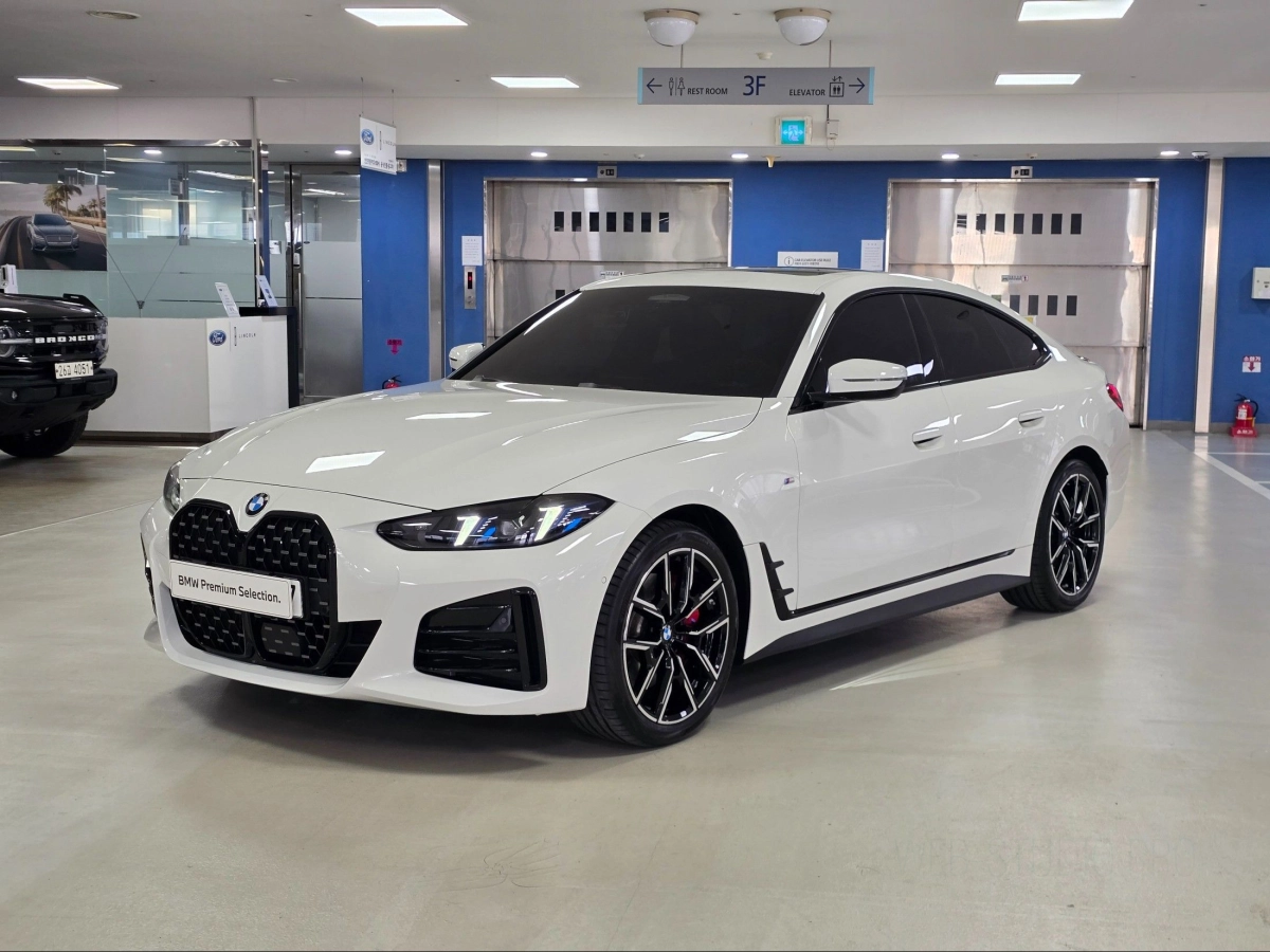 BMW 4-SERIES G22 2025