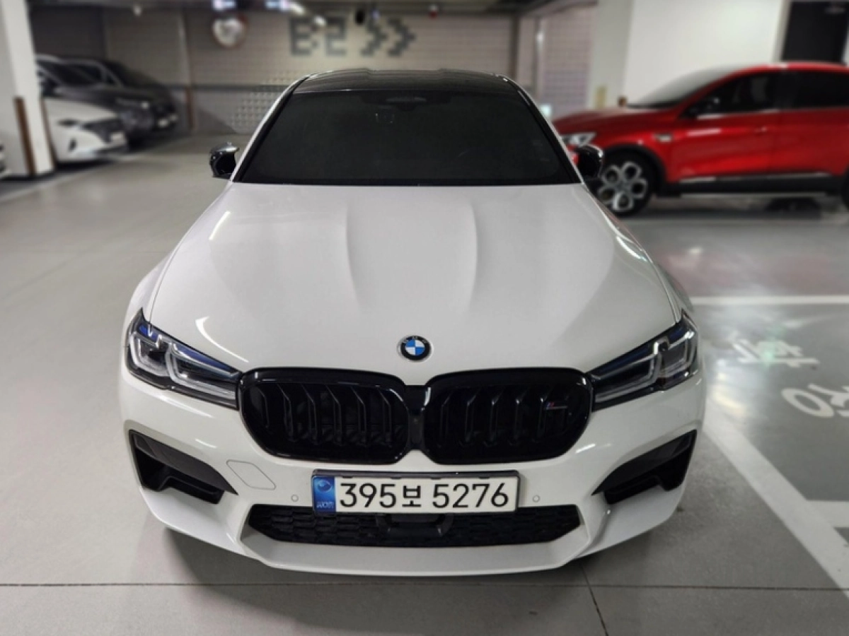 BMW M5 F90 2022