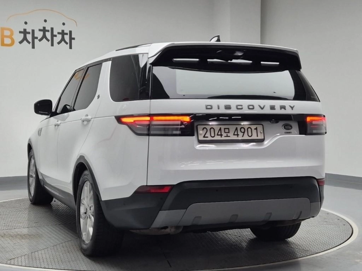 LAND ROVER DISCOVERY 5