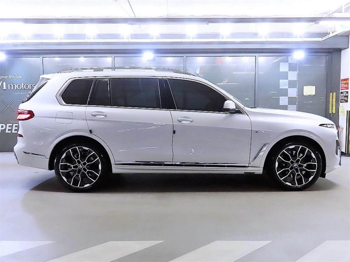 BMW X7 G07