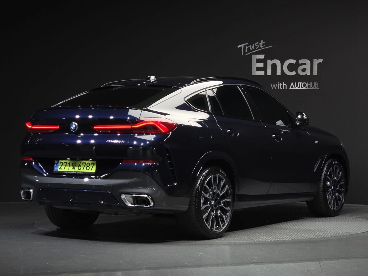 BMW X6 G06