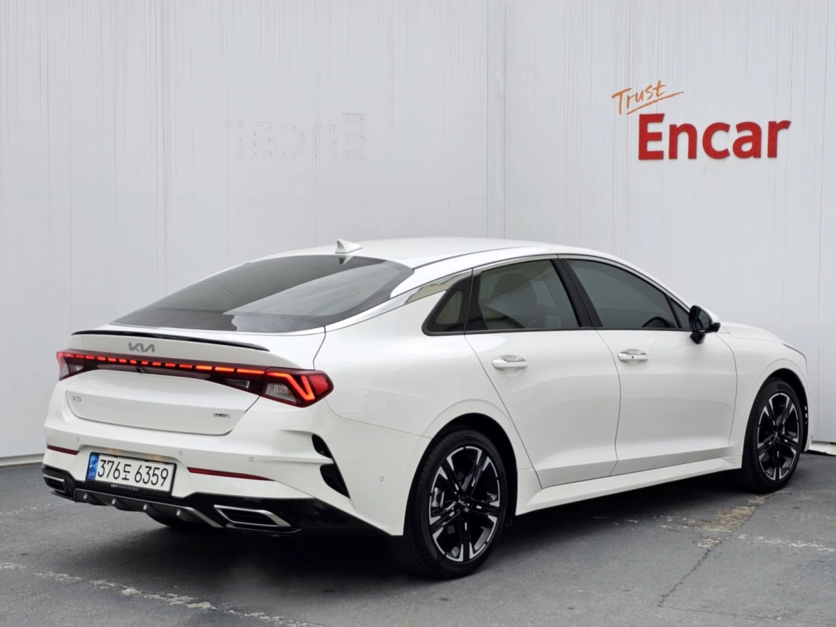 KIA K5 HYBRID