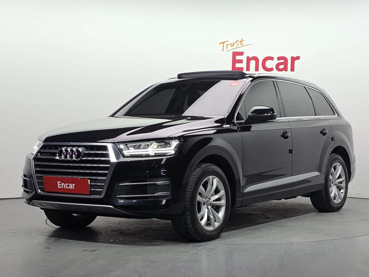 AUDI Q7 4M