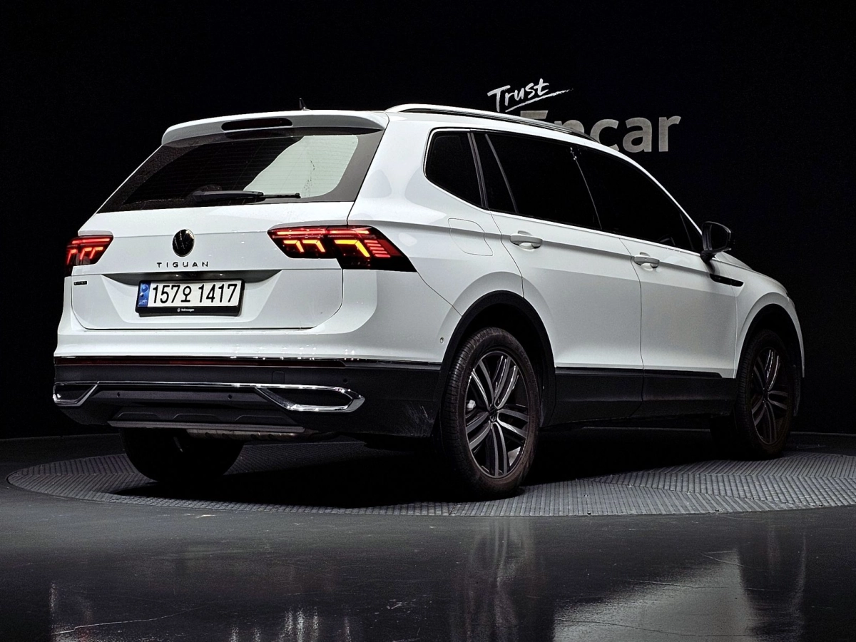 VOLKSWAGEN TIGUAN ALLSPACE