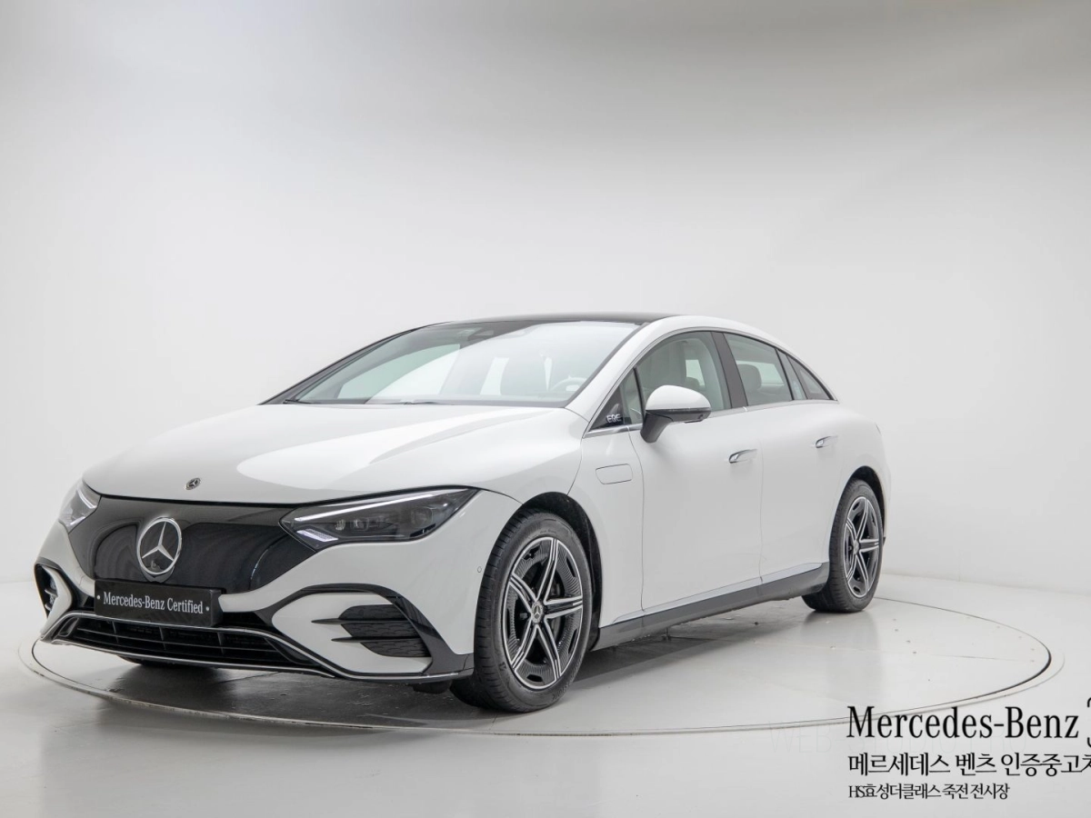 MERCEDES BENZ EQE V295
