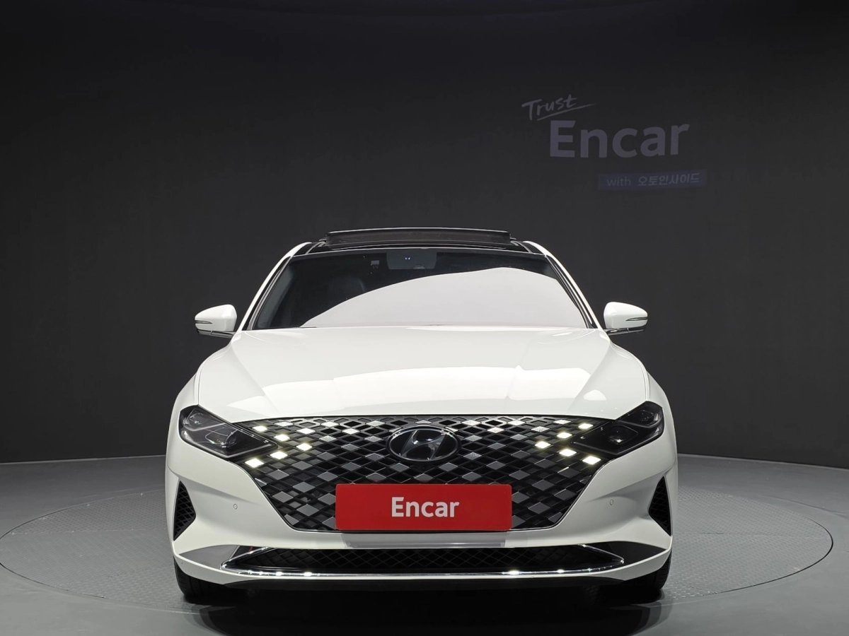 HYUNDAI GRANDEUR IG HYBRID