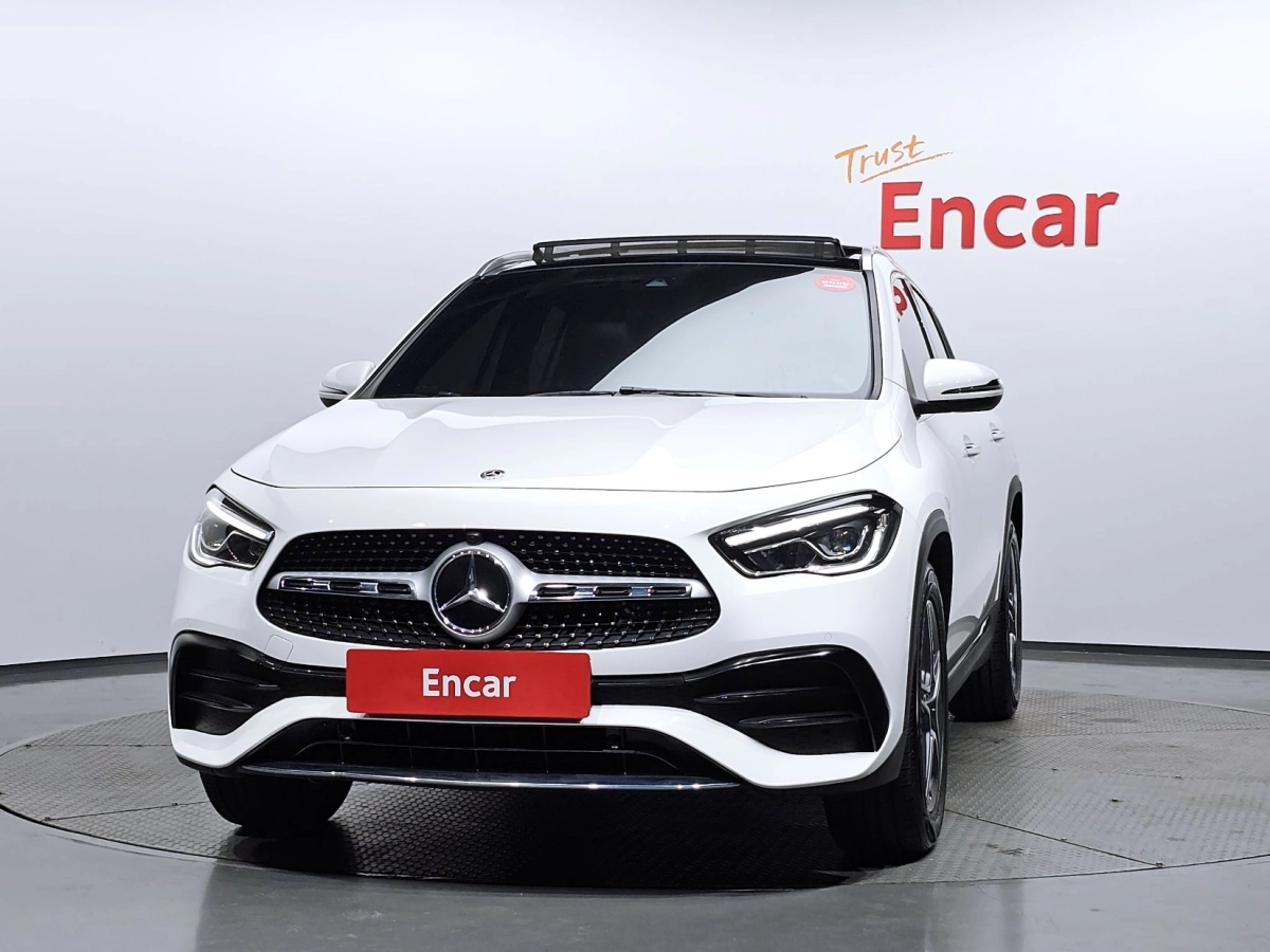 MERCEDES BENZ GLA-CLASS H247