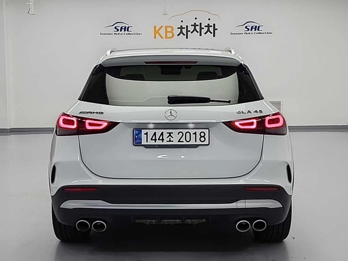 MERCEDES BENZ GLA-CLASS H247