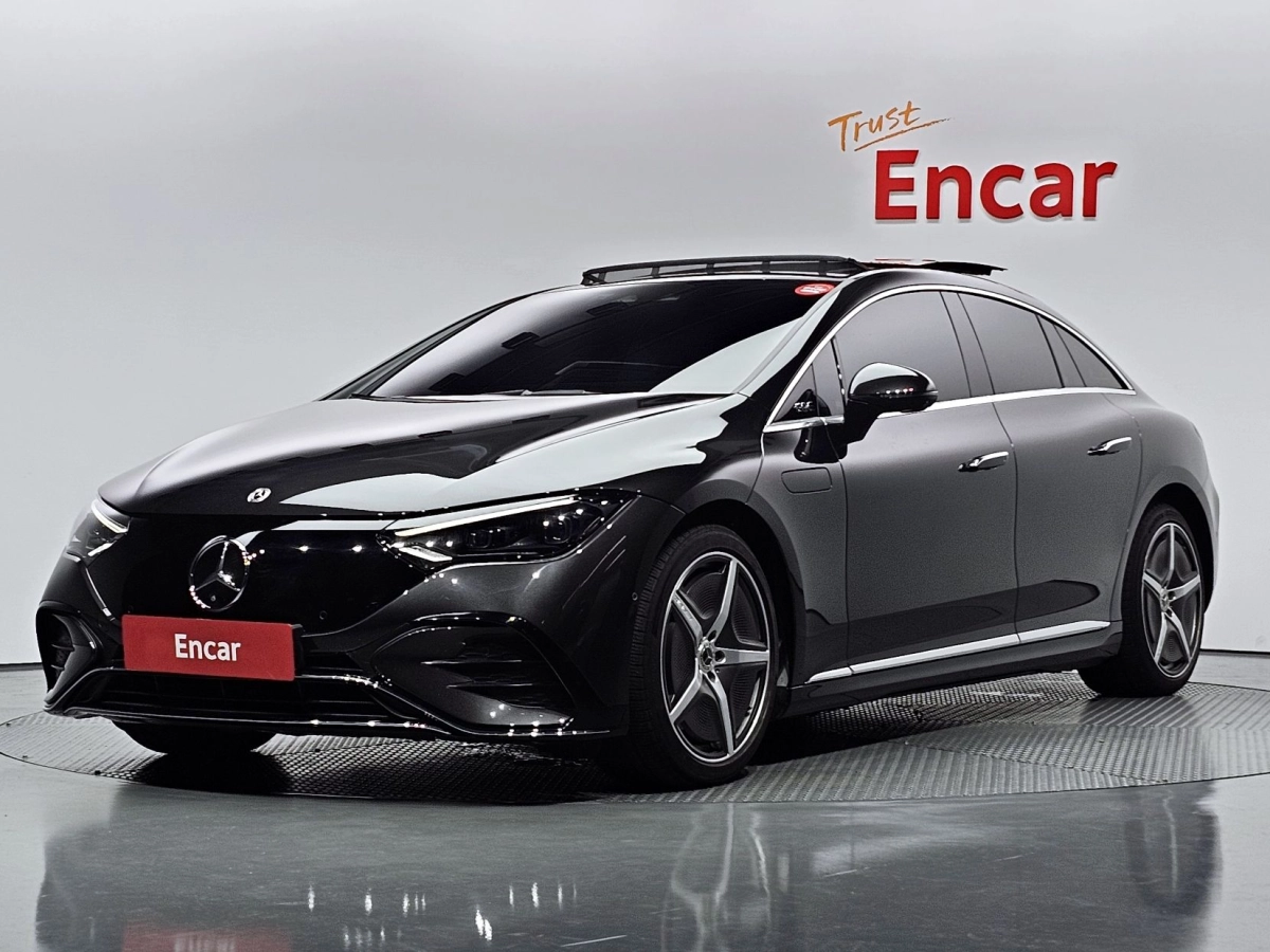 MERCEDES BENZ EQE V295  2023