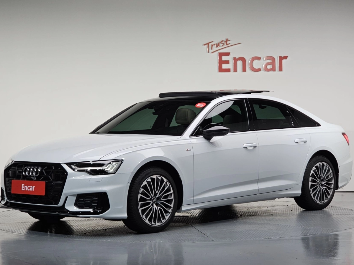 AUDI A6 C8