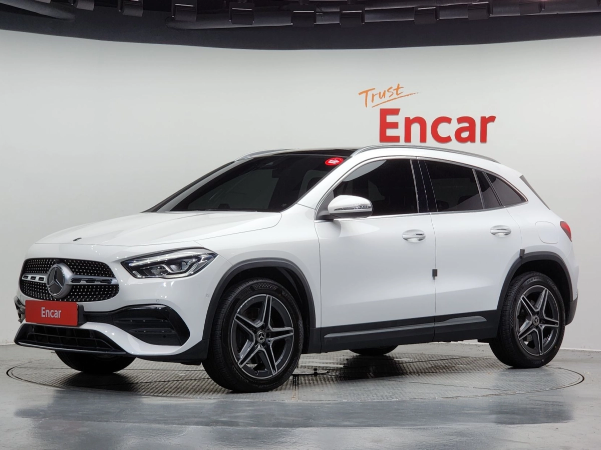 MERCEDES BENZ GLA-CLASS H247