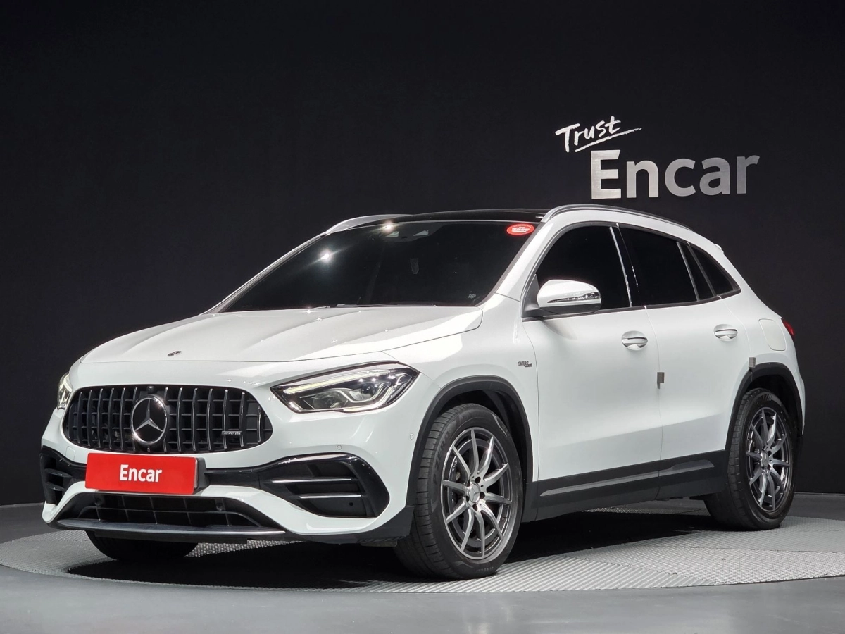 MERCEDES BENZ GLA-CLASS H247  2021