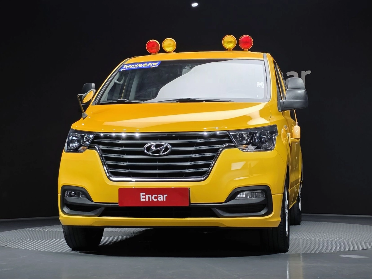 HYUNDAI STAREX GRAND