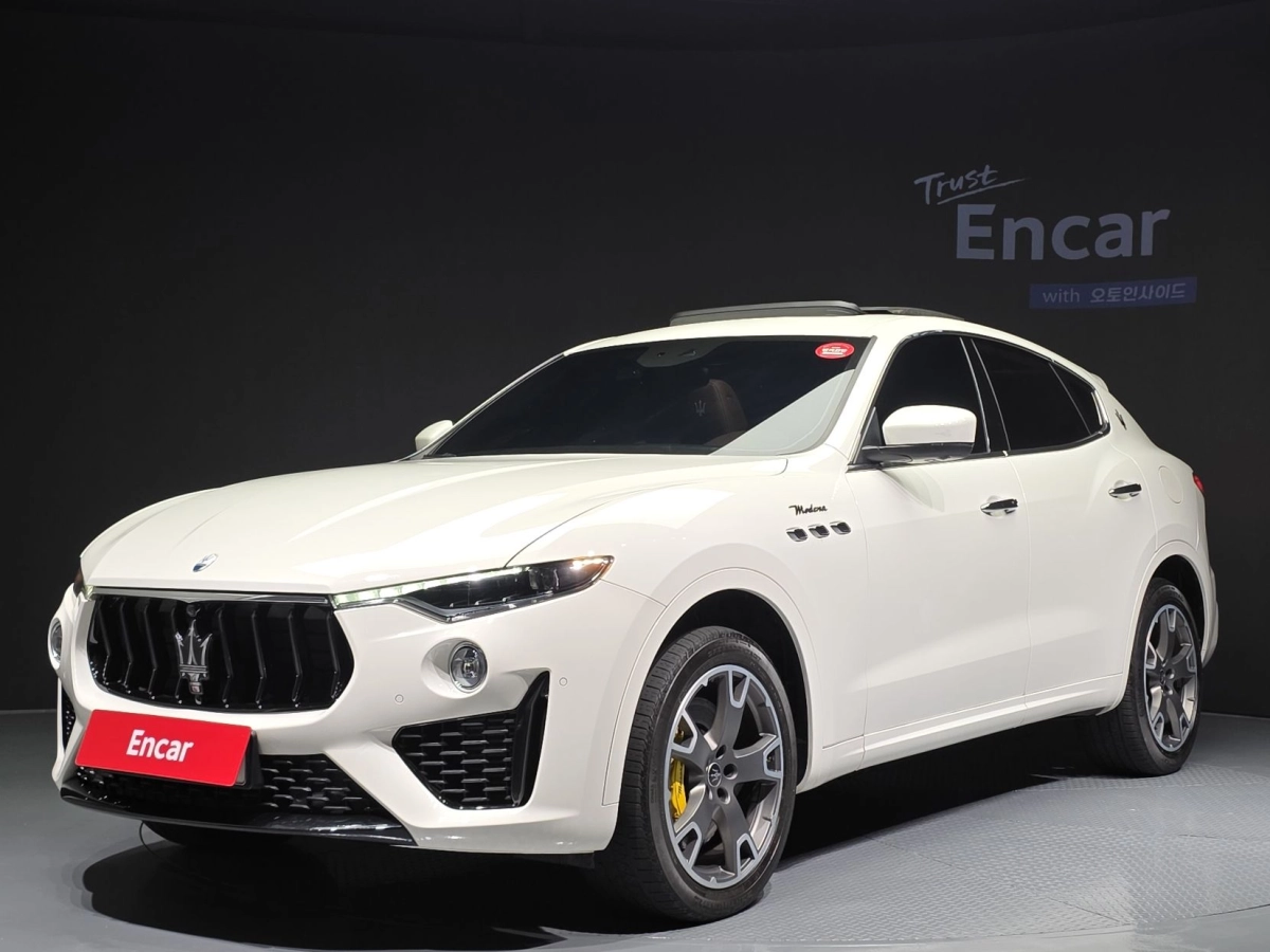 MASERATI LEVANTE