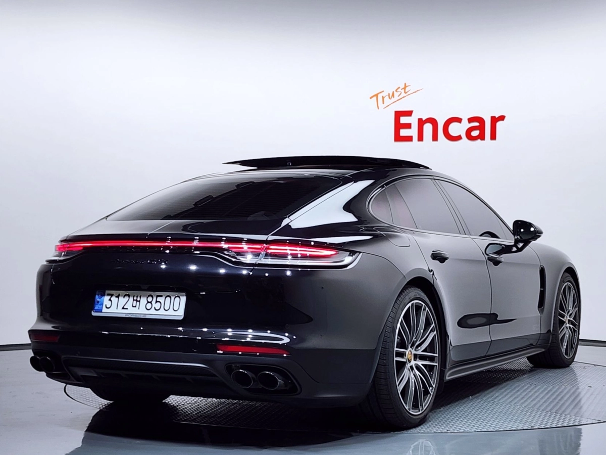 PORSCHE PANAMERA 971