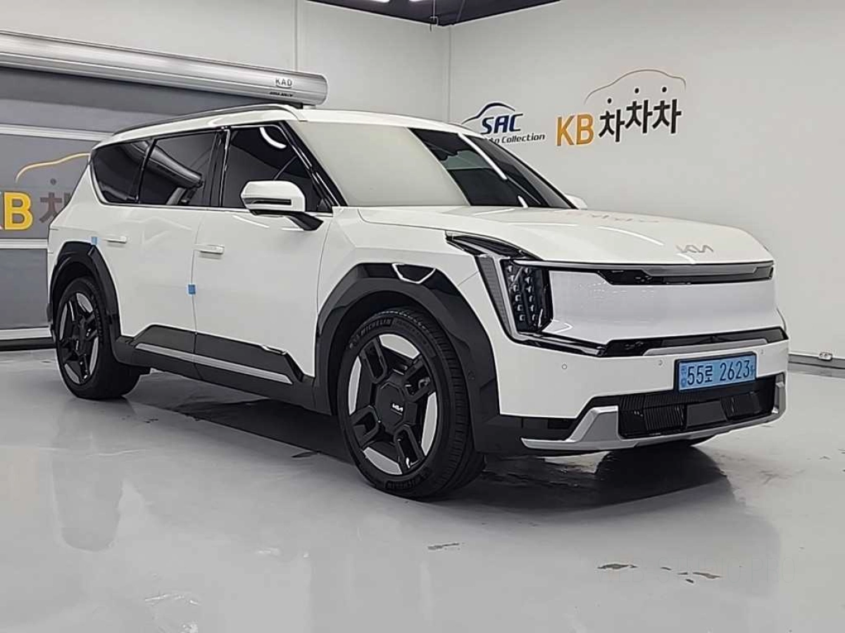 KIA EV9
