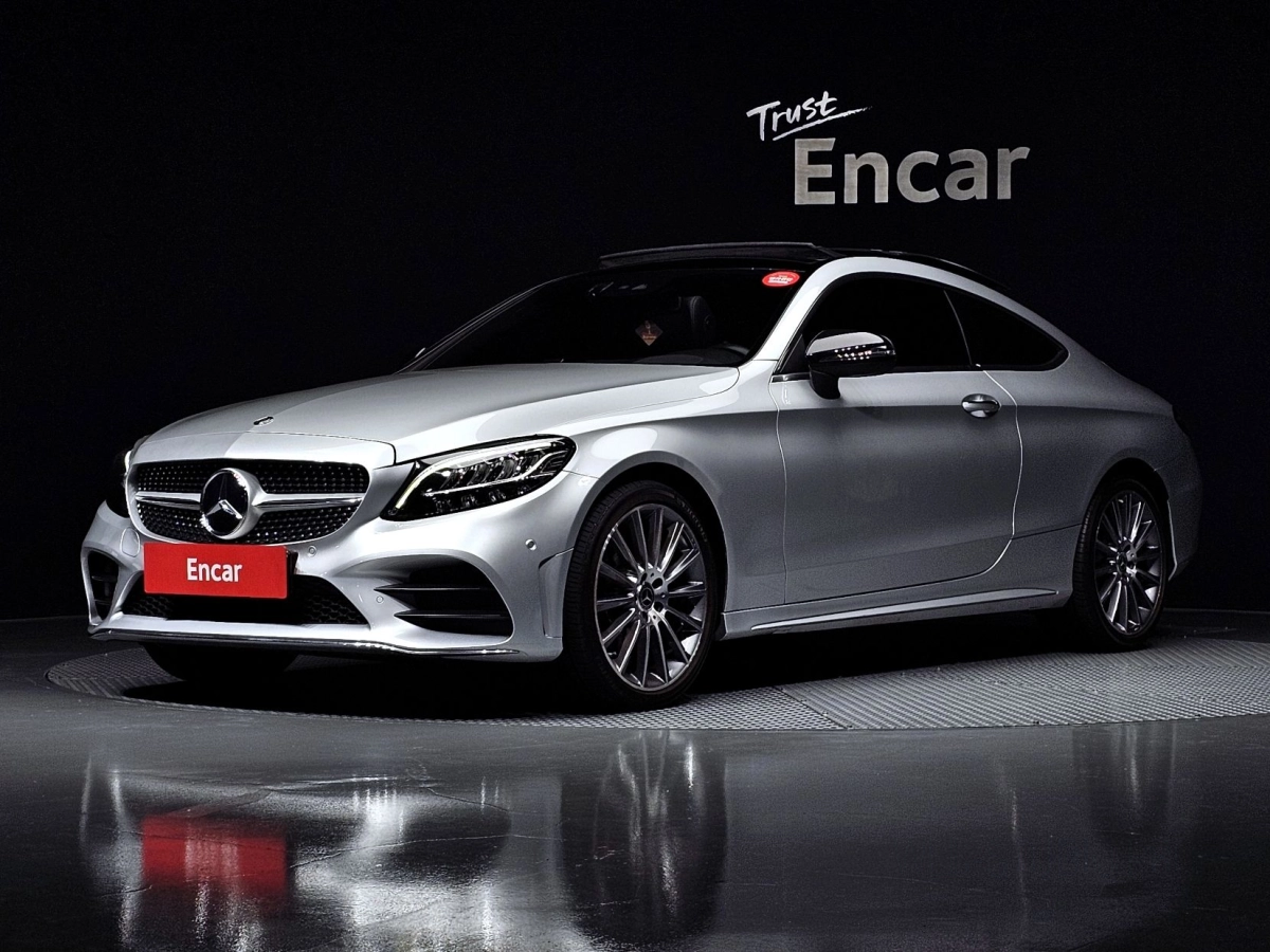 MERCEDES BENZ C-CLASS W205  2019