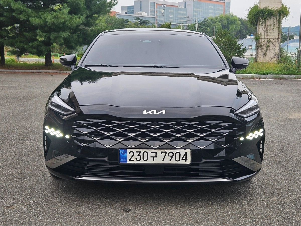 KIA K8 HYBRID